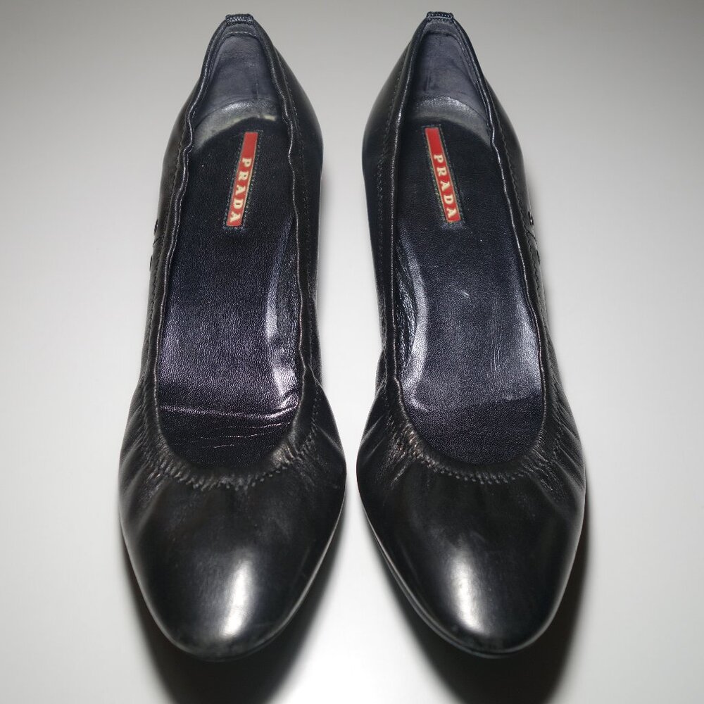 Prada Lambskin Leather Pumps Made In Italy w/ Logo At The Heel, Sz 37 (US 7)